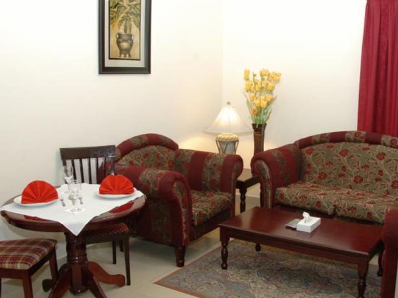 Al Reem Hotel Apartments Шарджа Экстерьер фото